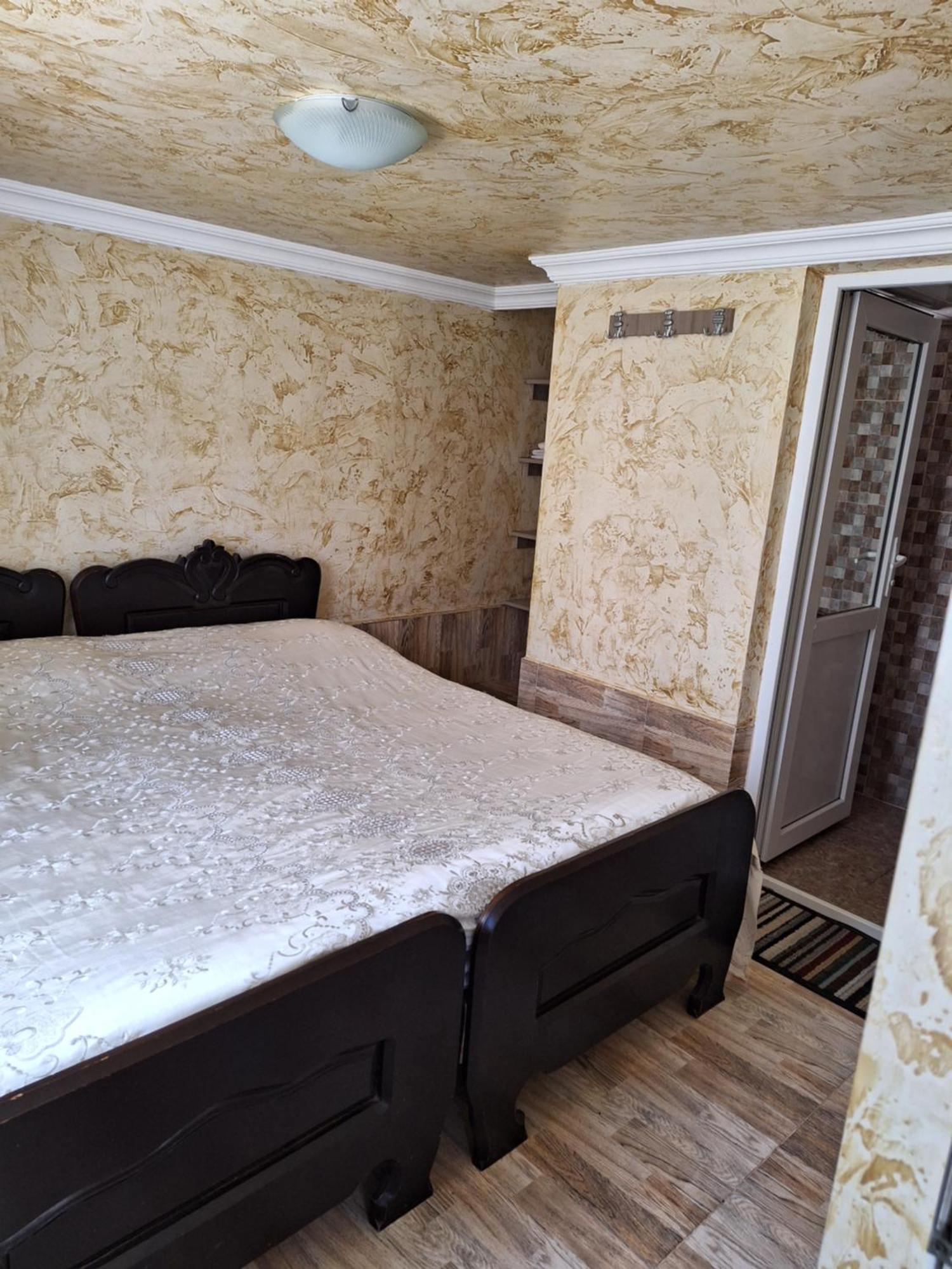 More Teona ゴニオ 部屋 写真